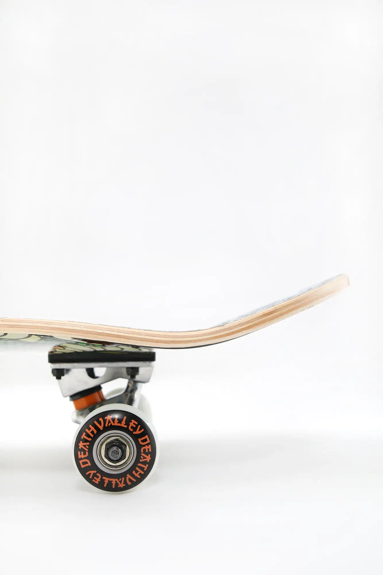 Death Valley Dragon Skateboard 8.25