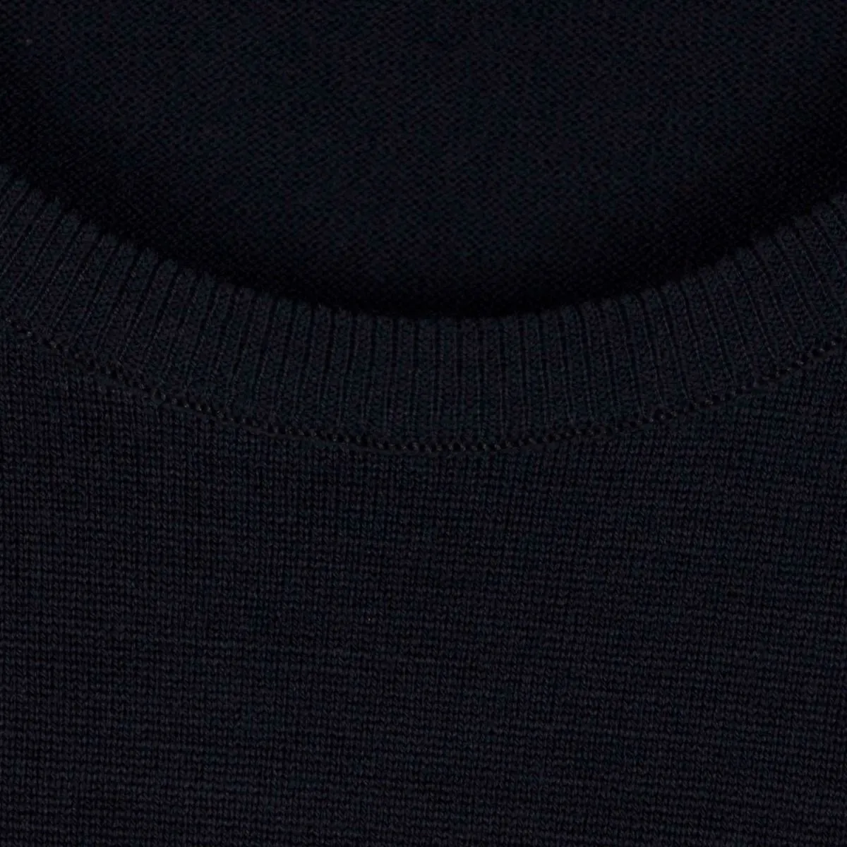 John Smedley - Marcus Merino Wool Jumper in Midnight