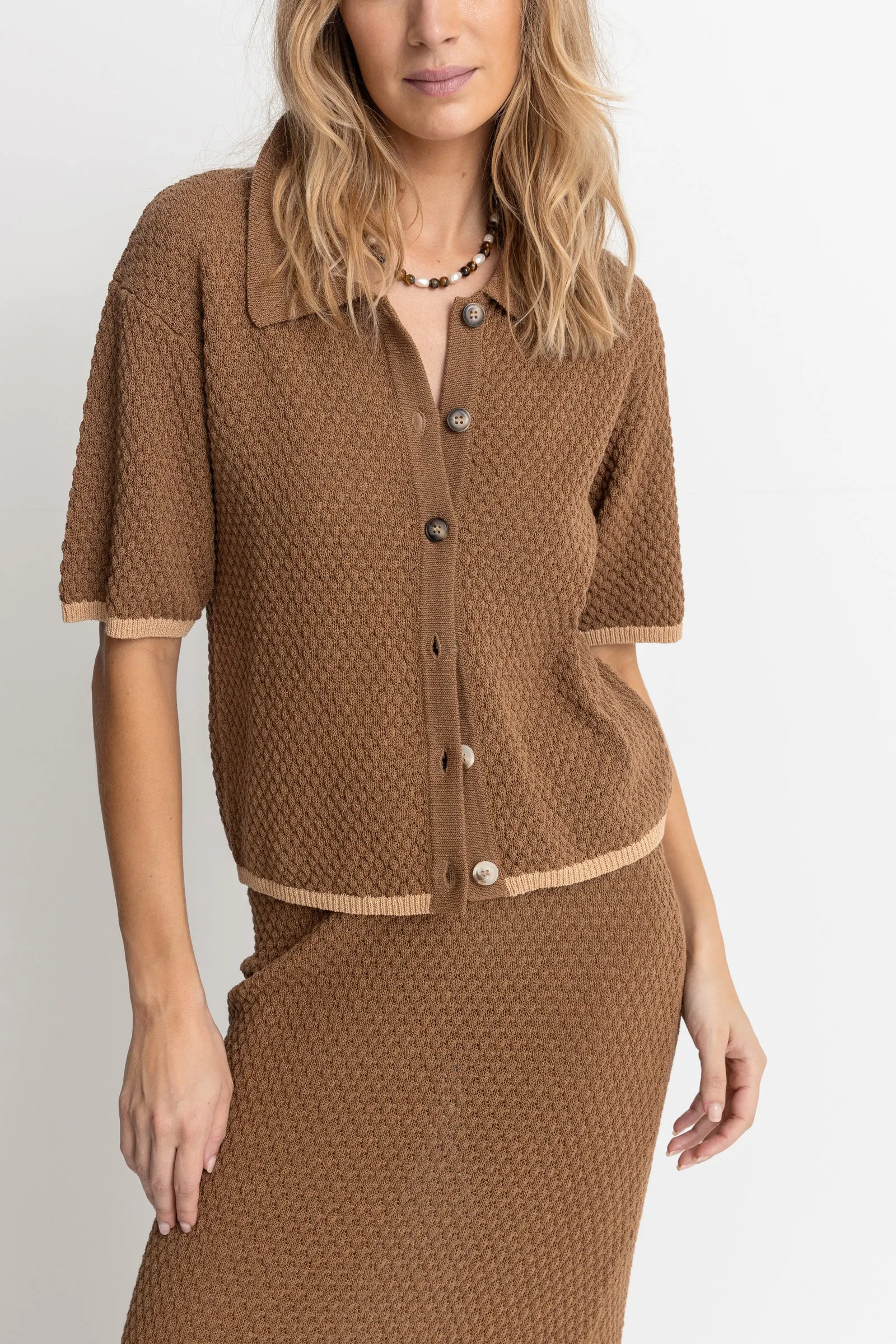 Joni Short Sleeve Knit Shirt Chocolate