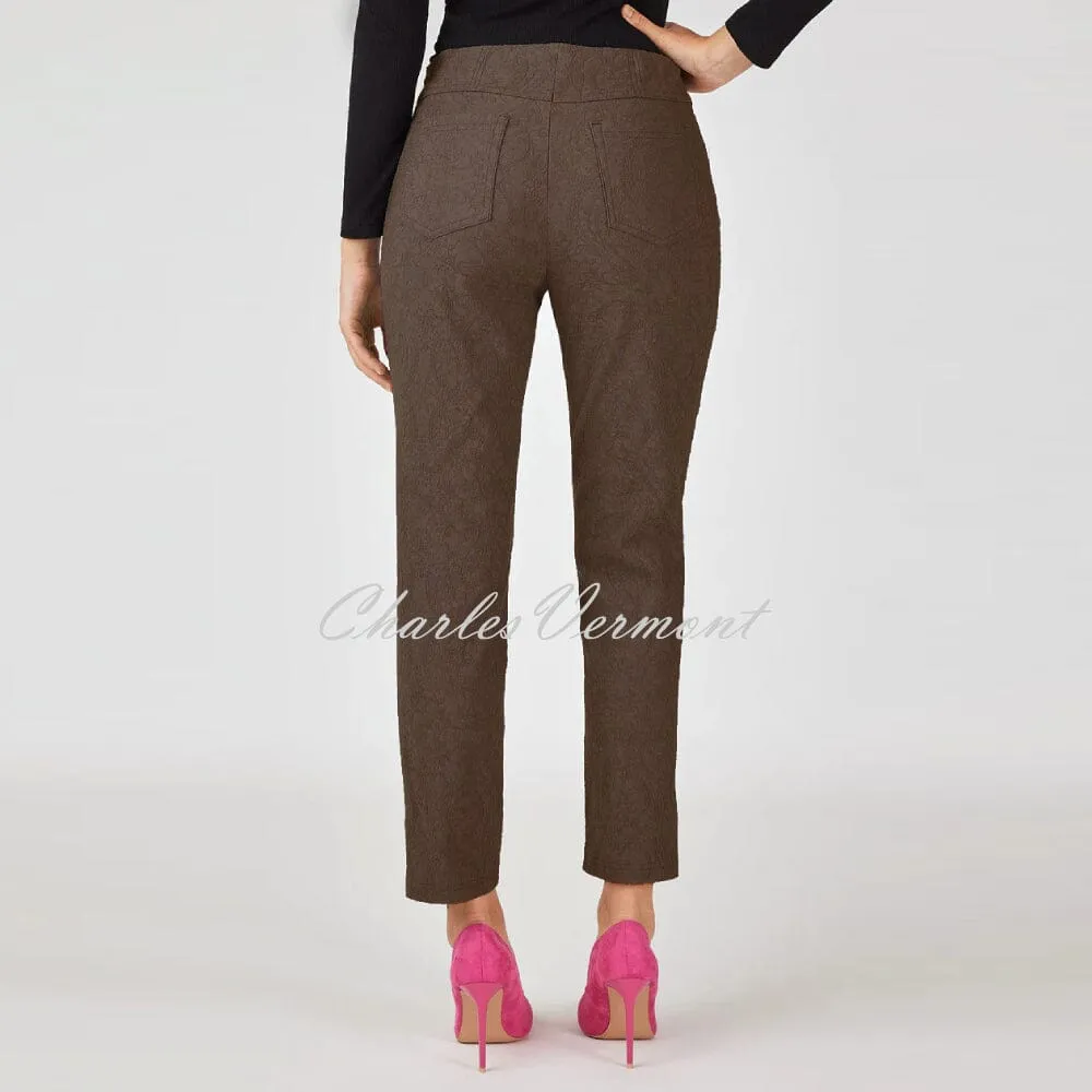 Robell Bella 09 - 7/8 Cropped Trouser 51560-54145-38 (Taupe Paisley Jacquard)