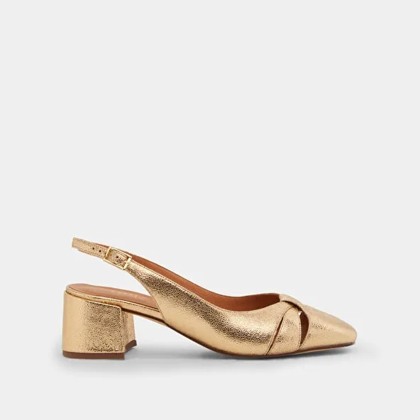 Square-toe ballet flats in gold cracked leather